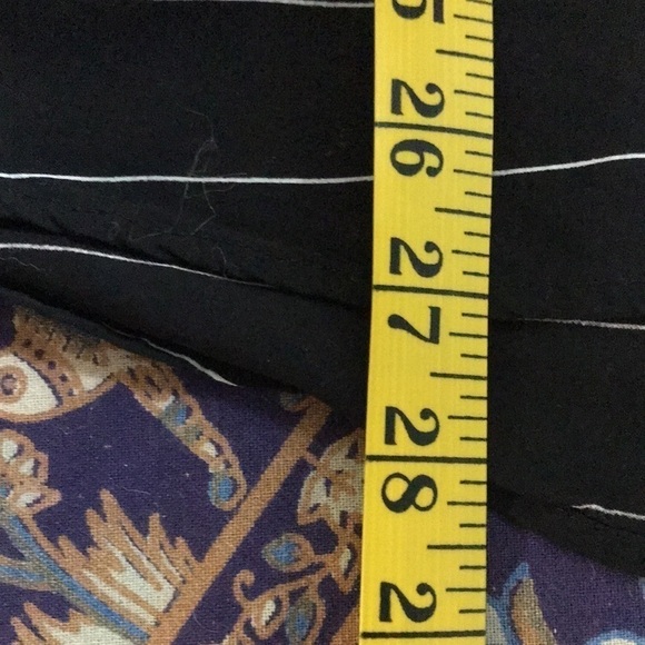 Gap Women’s Tunic Blouse XL Black White Stripe V neck Tab up sleeve Lightweight - Picture 9 of 10